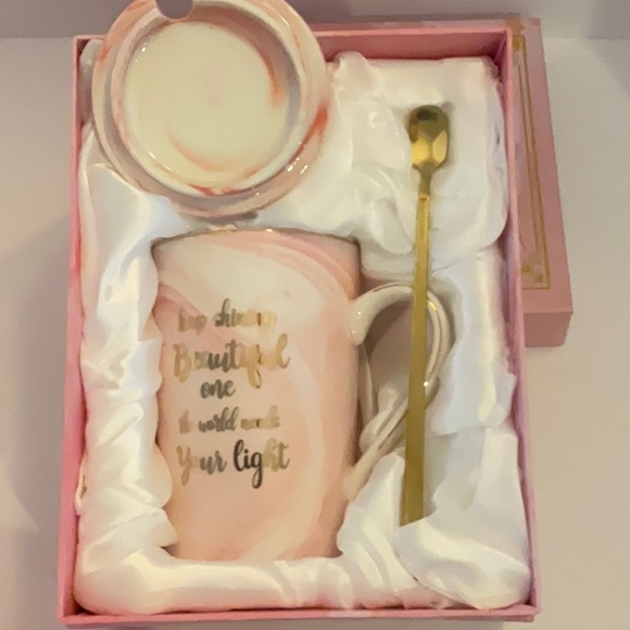 Pink Mug Spoon Gift Keep Shining Beautiful One The World Needs Your Light New - Picture 3 of 4